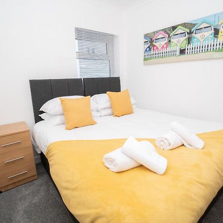 Business Friendly 3Br Home - King Size Beds & Centrally Located Swansea Kültér fotó